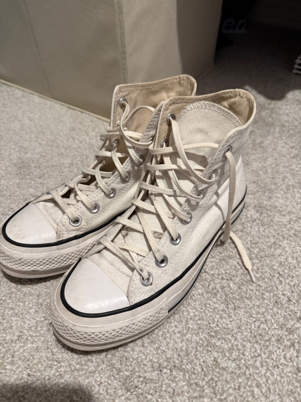 Converse Chuck Taylor Lift Platform Sneakers
